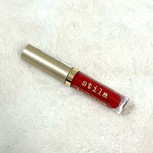 🍉 Mini Stila Stay All Day Liquid Lipstick in Beso